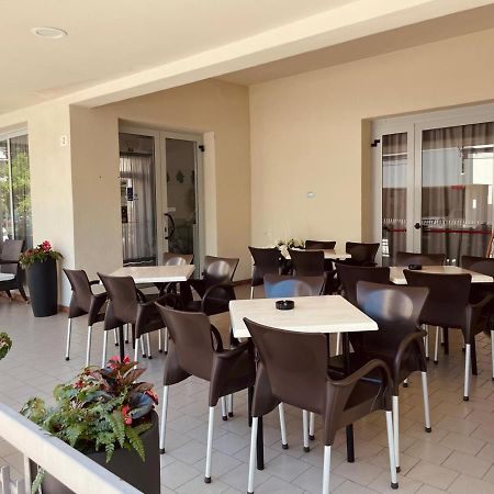 Hotel Vera Cesenatico Εξωτερικό φωτογραφία