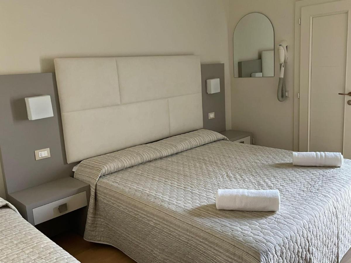 Hotel Vera Cesenatico Εξωτερικό φωτογραφία