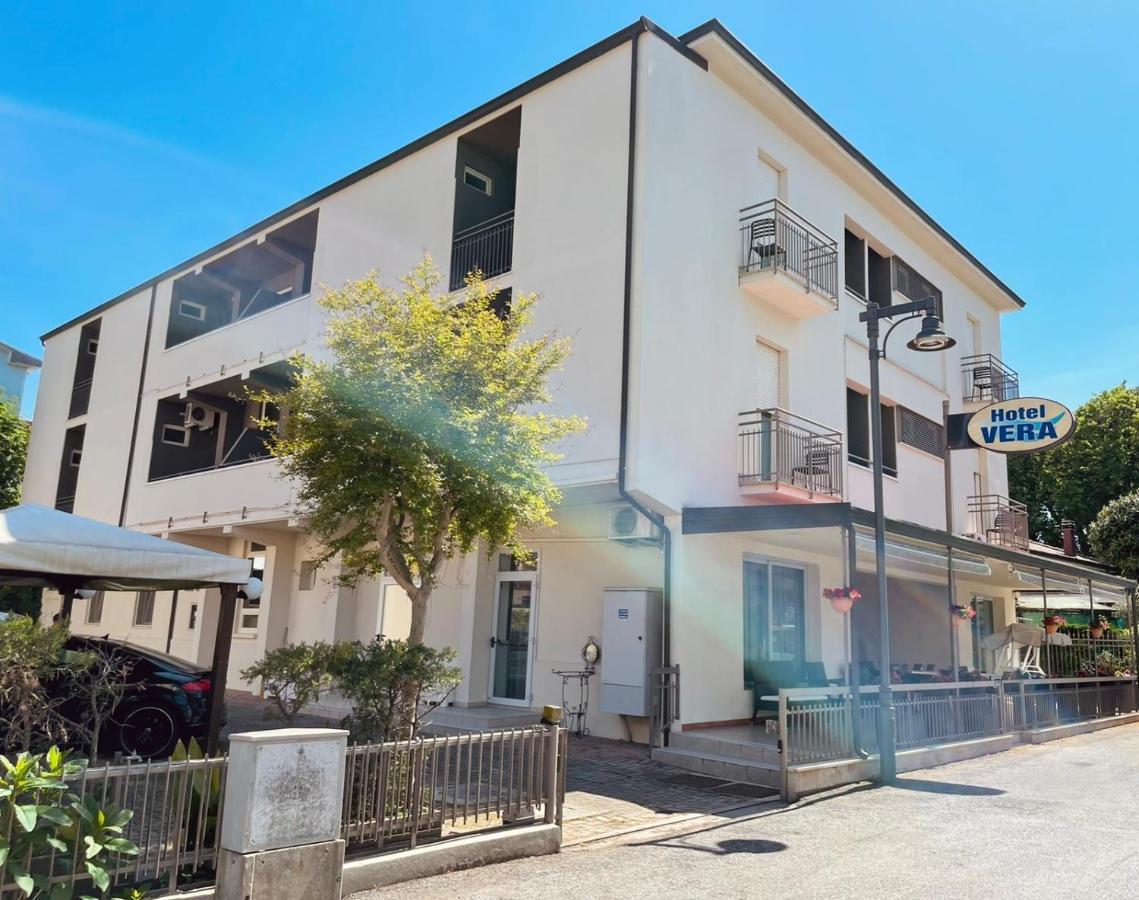 Hotel Vera Cesenatico Εξωτερικό φωτογραφία