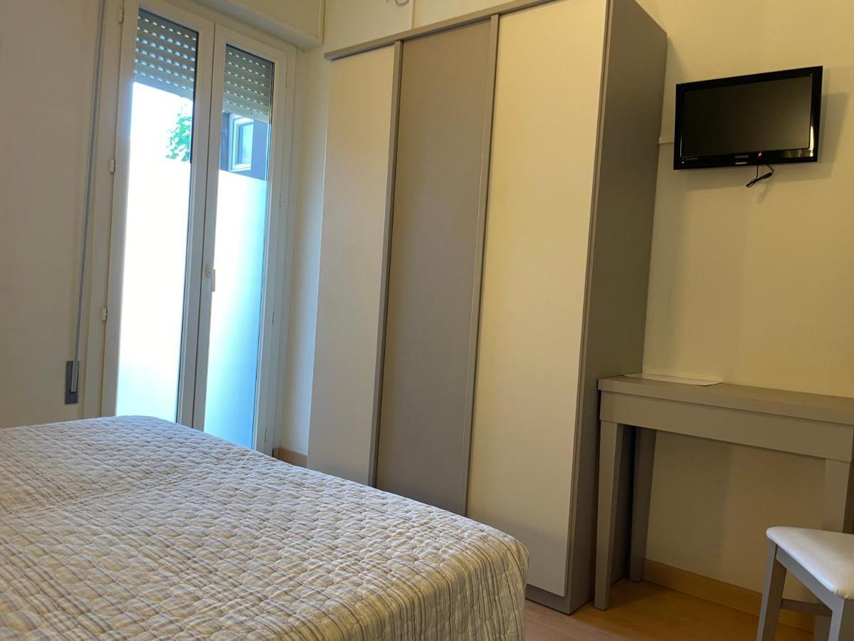 Hotel Vera Cesenatico Εξωτερικό φωτογραφία